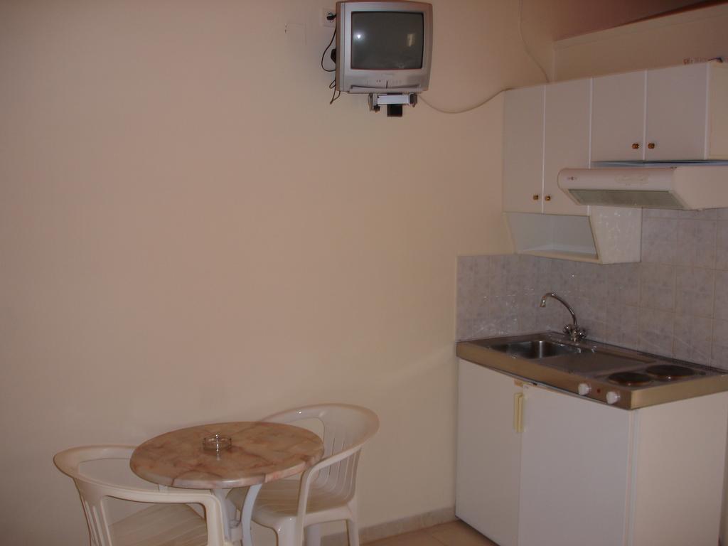 Epi Apartments Lourdata  Pokoj fotografie